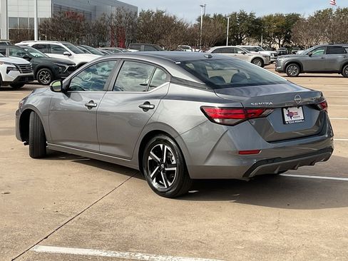 Used 2024 Nissan Sentra SV image 7