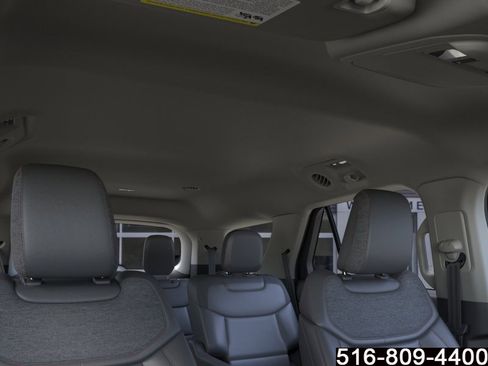 Used 2026 Ford Explorer Active w/ Active Comfort Package AWD/4WD image 23