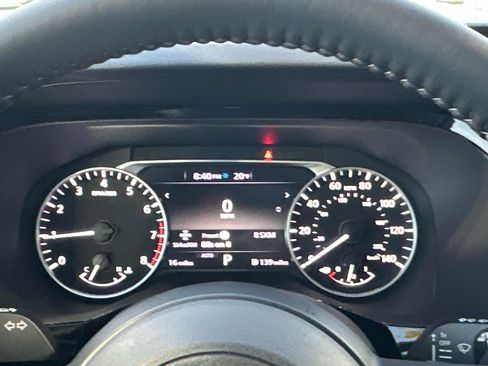 New 2025 Nissan Pathfinder SV w/ SV Premium Package image 40