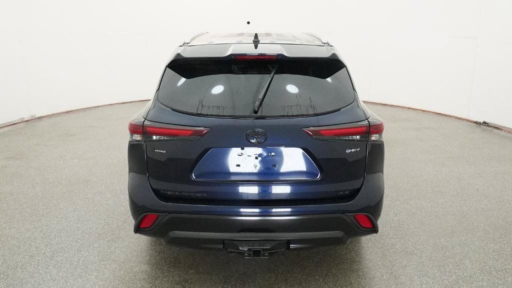 New 2026 Toyota Highlander XLE AWD/4WD image 10