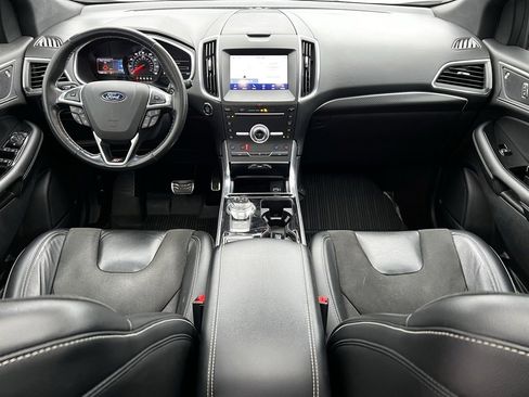 Used 2019 Ford Edge ST w/ Equipment Group 401A image 11