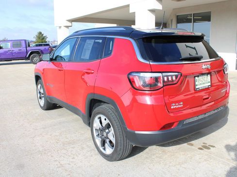Used 2018 Jeep Compass Limited image 9