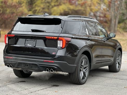 New 2026 Ford Explorer ST image 11