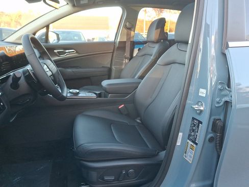 New 2026 Kia Sportage EX w/ EX Panoramic Sunroof Package image 6