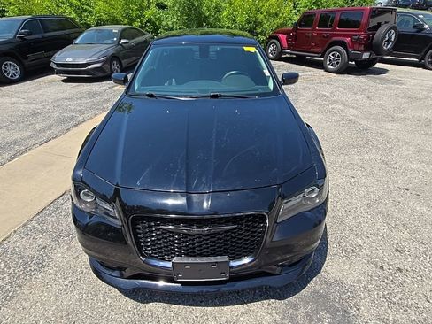 Used 2021 Chrysler 300 Touring L AWD/4WD image 12