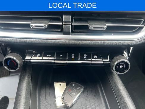 Used 2026 Chevrolet Equinox EV LT w/ Comfort Package image 24