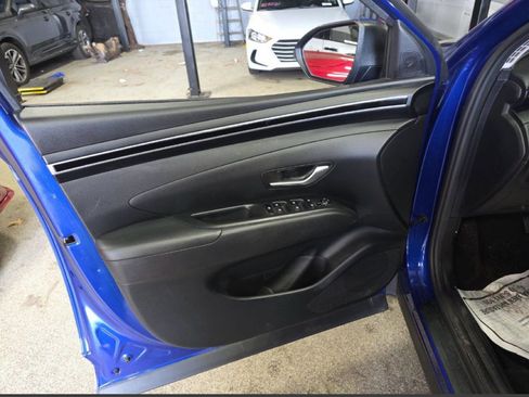 Used 2023 Hyundai Tucson SE image 7