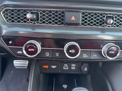 Used 2023 Acura Integra A-Spec image 16