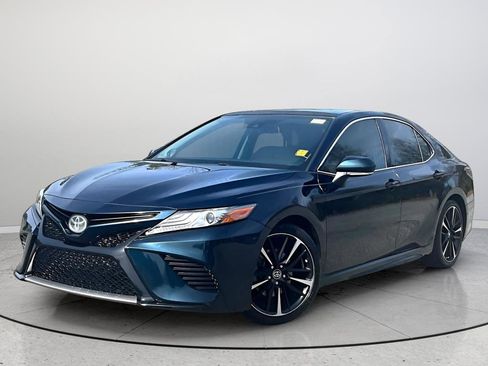 Used 2019 Toyota Camry XSE w/ Navigation Package image 6