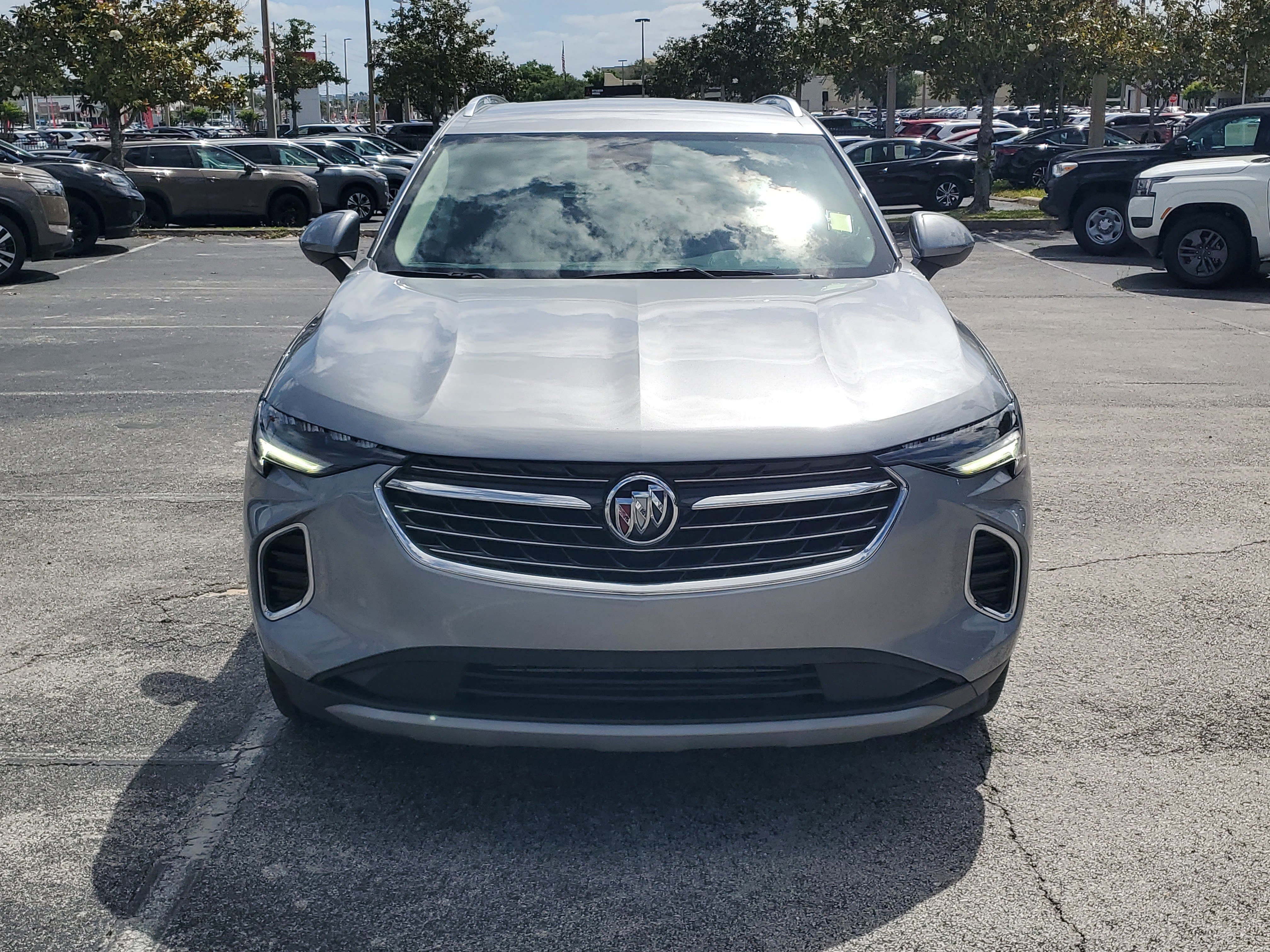Used 2023 Buick Envision Essence FWD image 2