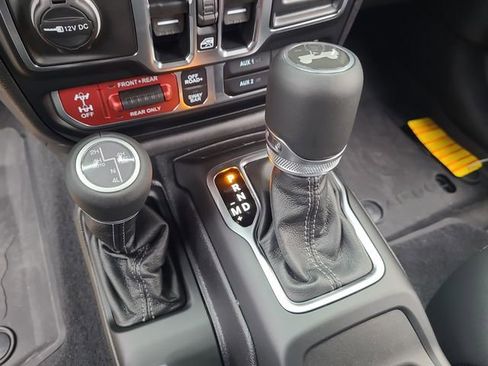 New 2025 Jeep Wrangler Unlimited Rubicon image 21