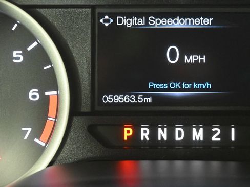 Used 2019 Ford F250 XLT w/ XLT Premium Package AWD/4WD image 25