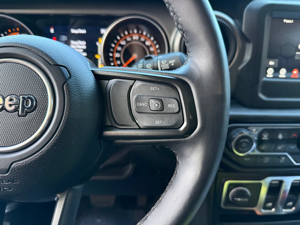 Used 2022 Jeep Wrangler Sport AWD/4WD image 25
