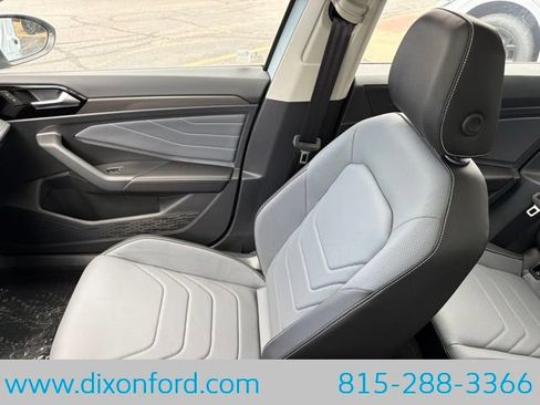 New 2026 Volkswagen Jetta SEL FWD image 21
