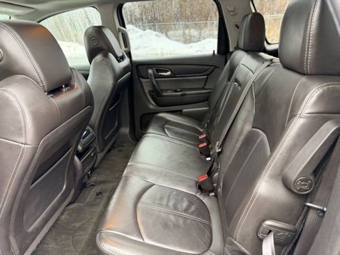 Used 2016 Chevrolet Traverse LT image 25