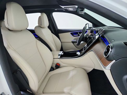 Certified 2024 Mercedes-Benz GLC 300 image 22