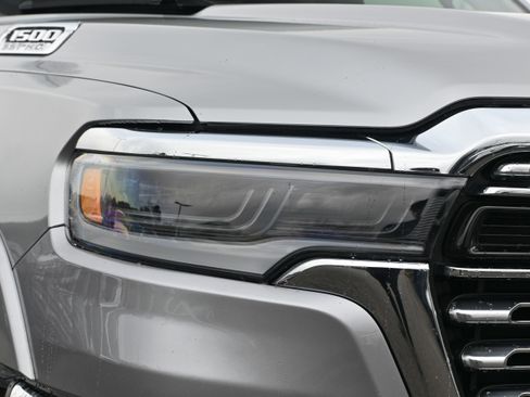 Used 2025 RAM 1500 Limited image 27