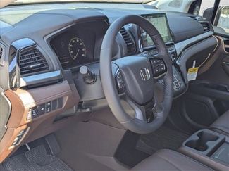 New 2026 Honda Odyssey Touring video 3