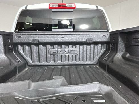 Used 2024 GMC Canyon AT4 w/ AT4 Premium Package AWD/4WD image 31