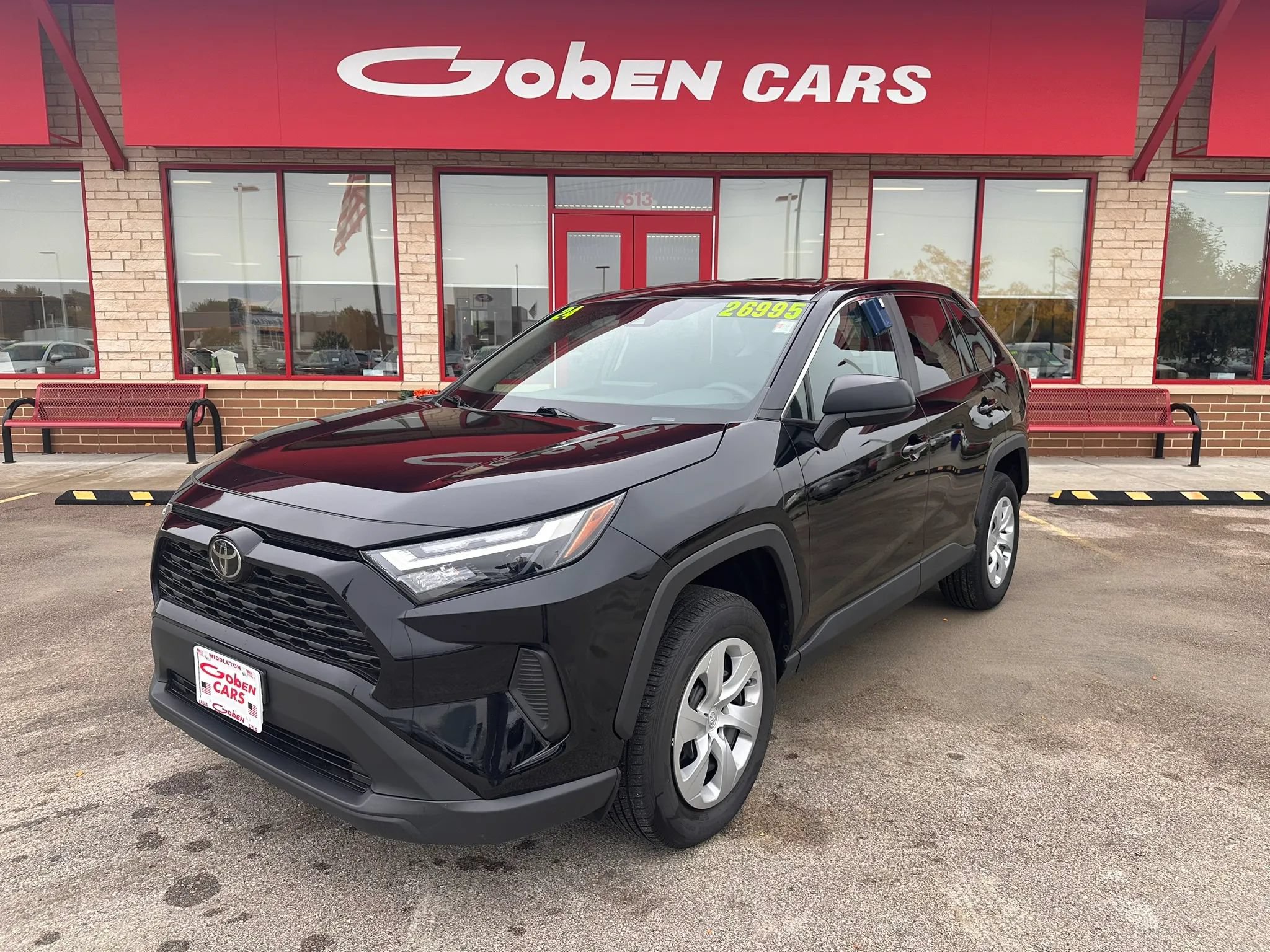 Used 2024 Toyota RAV4 LE AWD/4WD image 1