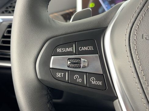 Used 2026 BMW X5 sDrive40i w/ Premium Package RWD image 16