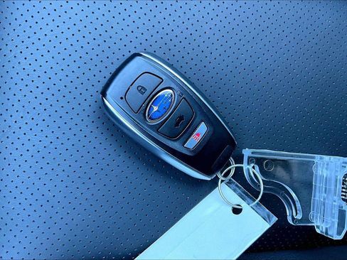 Used 2025 Subaru Forester Limited image 10
