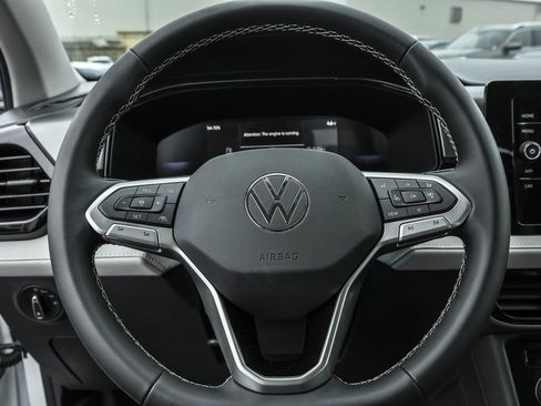Used 2026 Volkswagen Taos S AWD/4WD image 17
