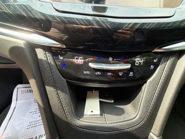 Used 2024 Cadillac XT6 Premium Luxury FWD image 12