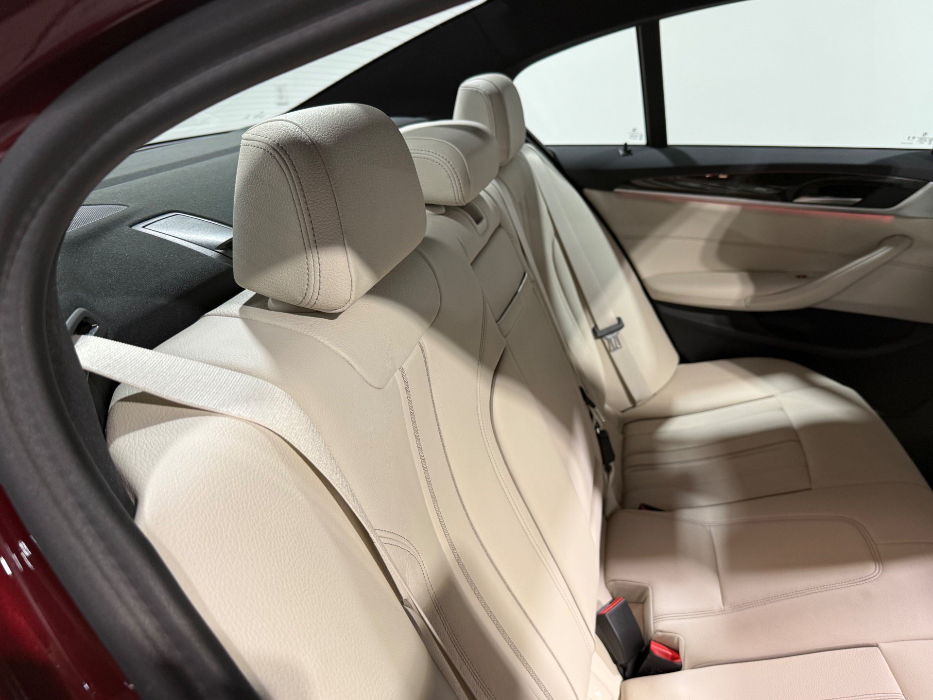 Used 2023 BMW 530i xDrive w/ M Sport Package AWD/4WD image 52