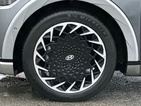 Certified 2024 Hyundai Ioniq 5 Limited image 32