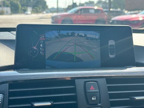 Used 2015 BMW 428i xDrive Convertible AWD/4WD image 11