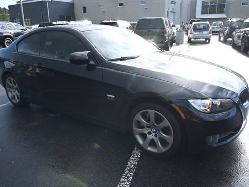 Used 2010 BMW 335i xDrive Coupe AWD/4WD image 5