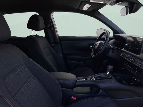 Certified 2026 Honda HR-V Sport image 33
