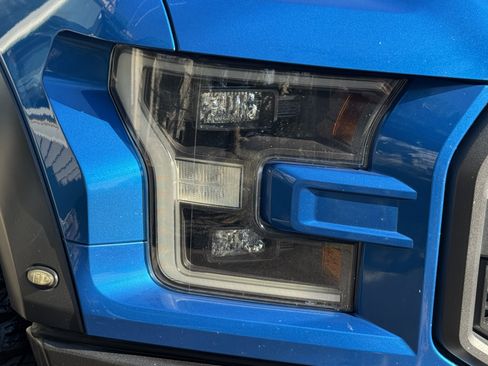 Used 2019 Ford F150 Raptor w/ Equipment Group 802A Luxury image 16