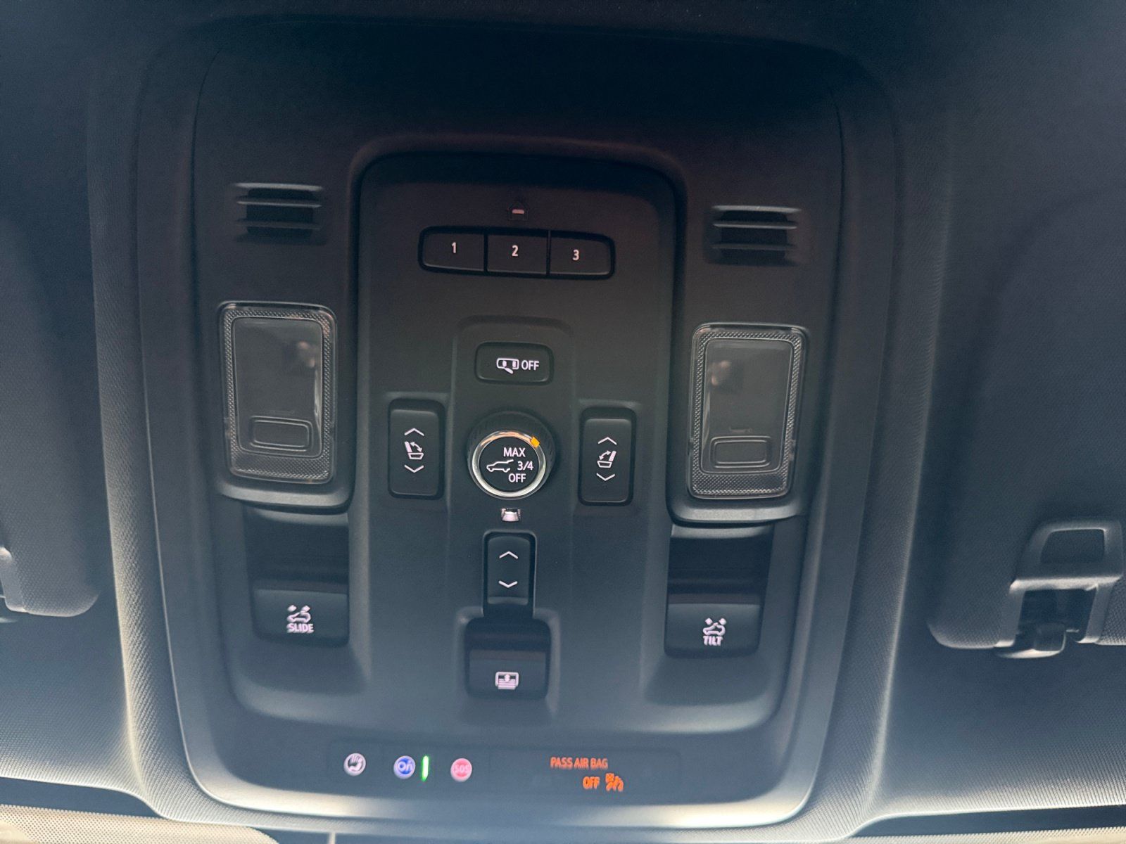 Used 2023 Chevrolet Suburban RST w/ Luxury Package RWD image 25