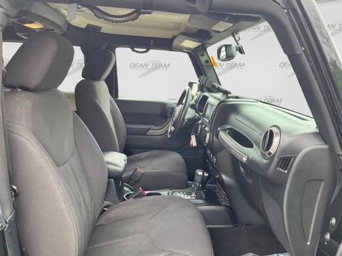 Used 2014 Jeep Wrangler Sport AWD/4WD image 17