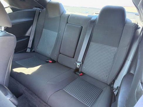 Used 2018 Dodge Challenger SXT RWD image 13