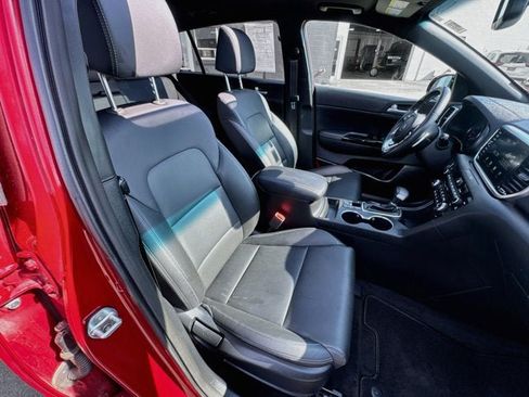 Used 2022 Kia Sportage Nightfall Edition w/ Nighfall AWD Premium Package image 23