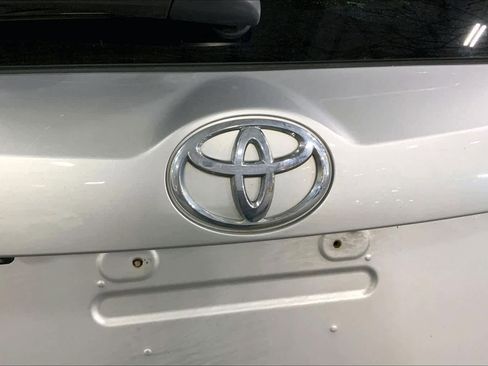Used 2015 Toyota RAV4 Limited AWD/4WD image 31