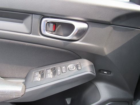 Used 2024 Honda Civic LX image 17
