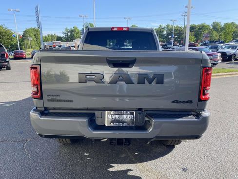 New 2026 RAM 2500 Big Horn AWD/4WD image 6