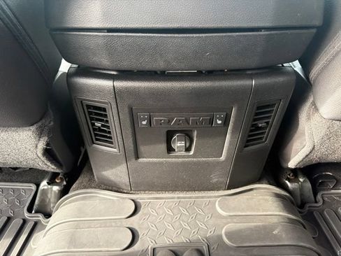 Used 2015 RAM 1500 Laramie w/ Convenience Group RWD image 18