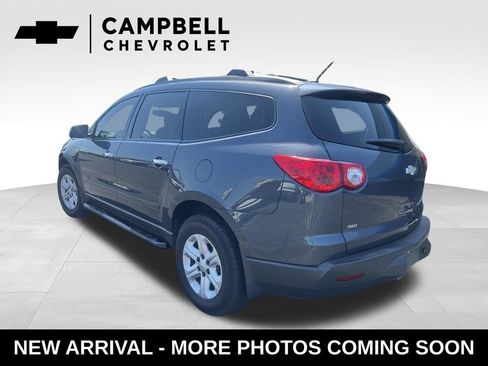 Used 2011 Chevrolet Traverse LS AWD/4WD image 3