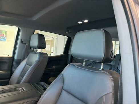 Used 2021 Chevrolet Silverado 1500 LT Trail Boss w/ Convenience Package II image 13