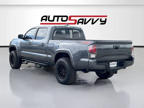 Used 2022 Toyota Tacoma TRD Sport w/ Technology Package AWD/4WD image 5