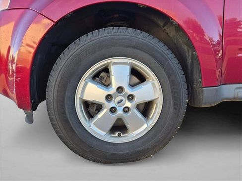 Used 2009 Ford Escape XLT AWD/4WD image 14