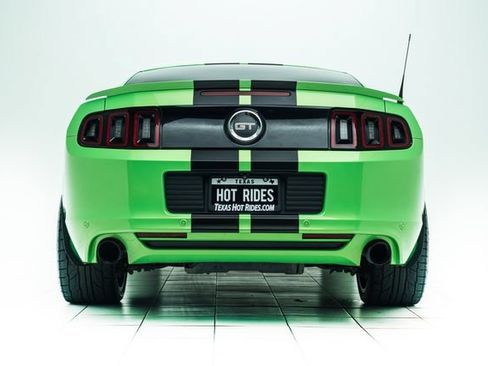 Used 2014 Ford Mustang GT Premium w/ Electronics Package RWD image 16