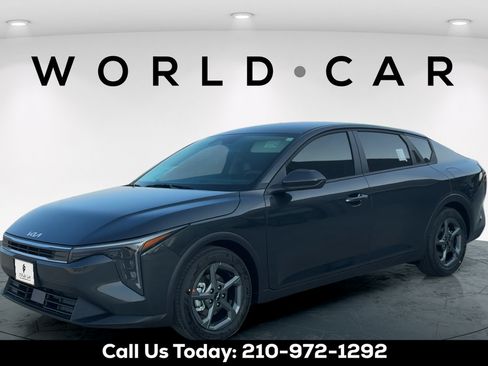 Used 2026 Kia K4 FWD image 7