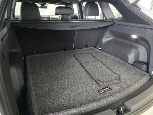 New 2024 Volkswagen Atlas Cross Sport SEL R-Line AWD/4WD image 12