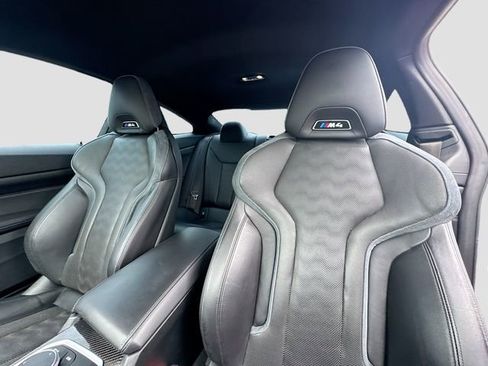 Used 2021 BMW M4 Coupe w/ Executive Package RWD image 23